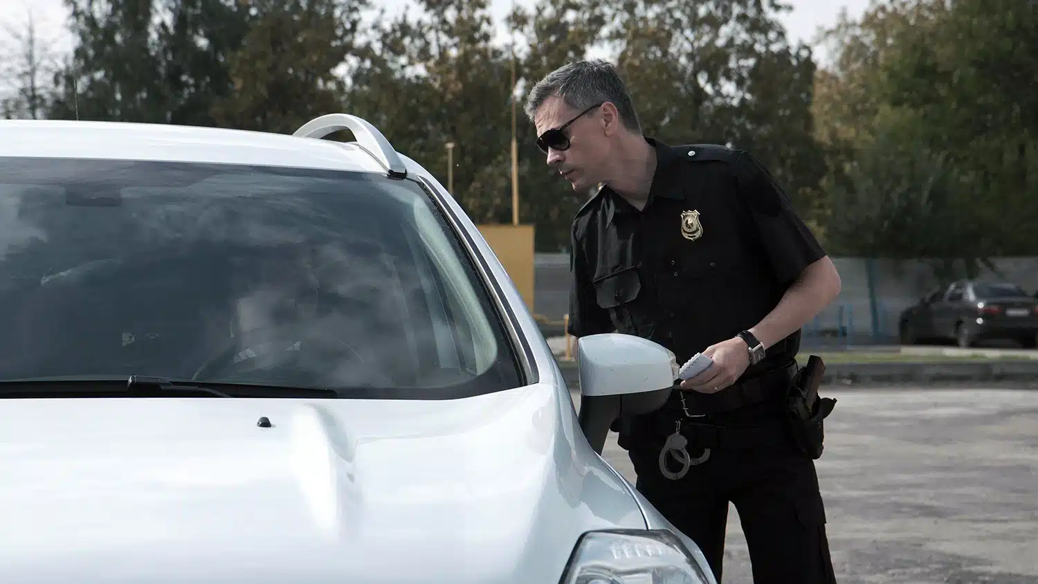 Cop initiating traffic stop